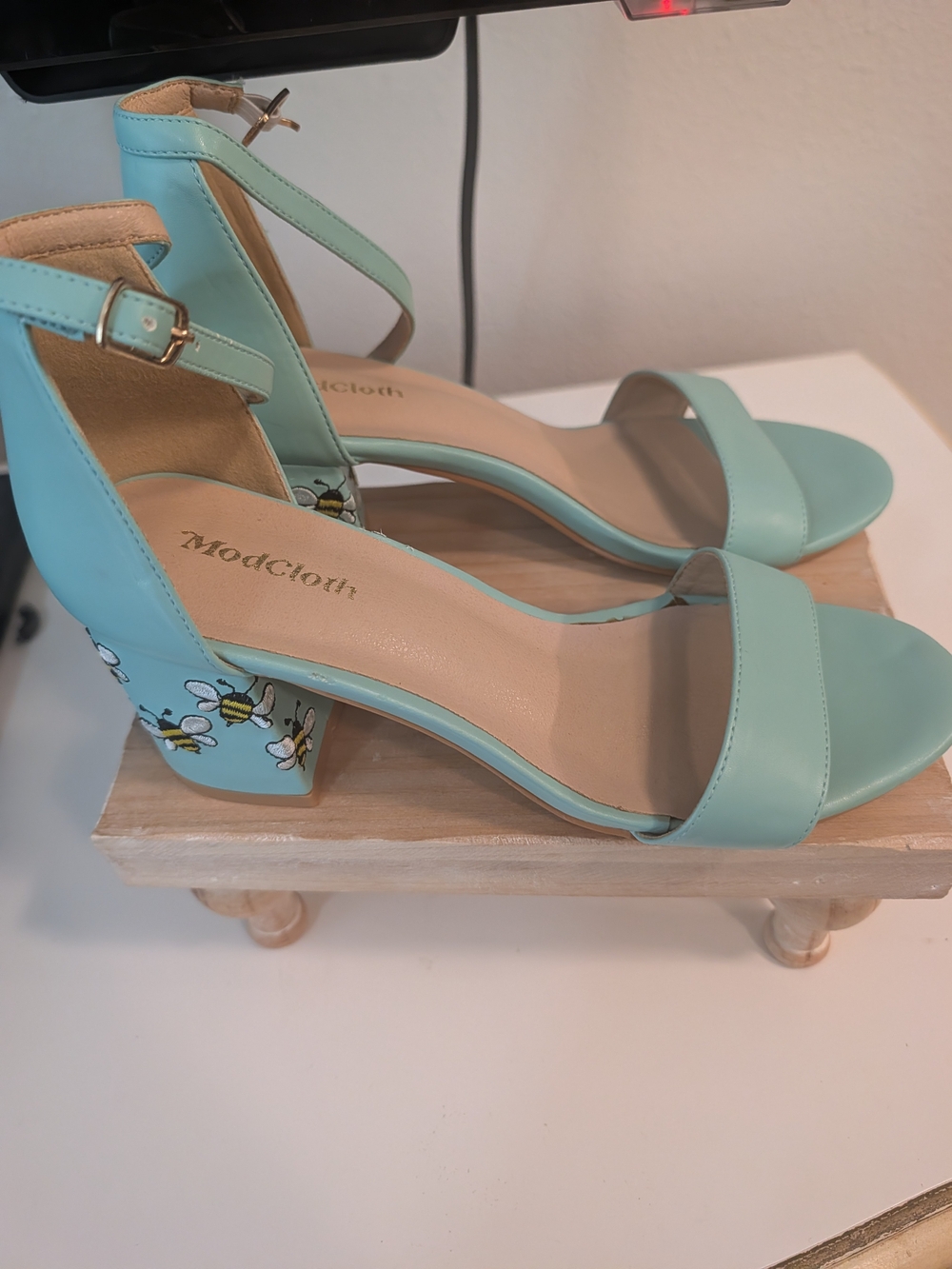 ModCloth Aqua Block Heel Sandals with Bee Embroidery - Picture 2 of 8